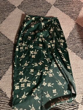 Urban outfitters green floral midi skirt